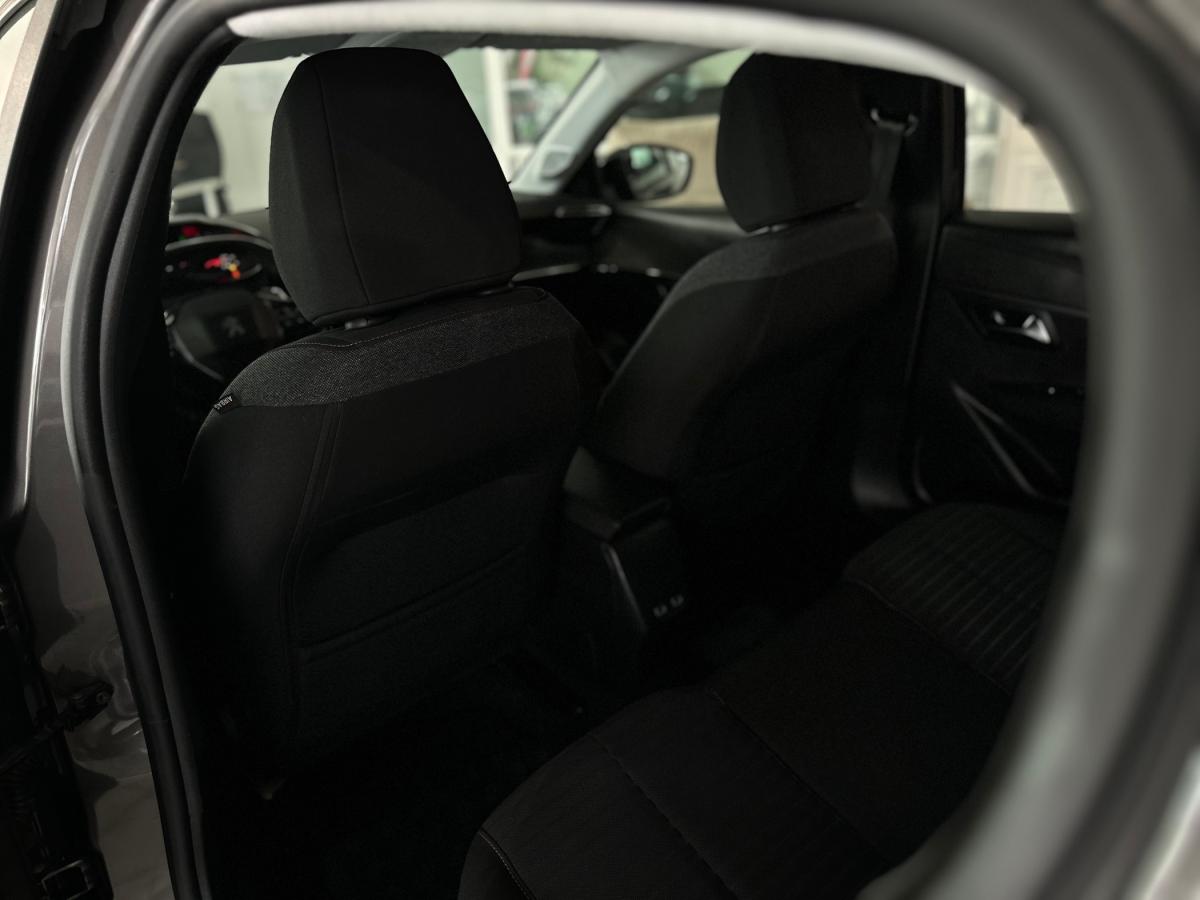 peugeot-208-2022-gasolina-1199cc