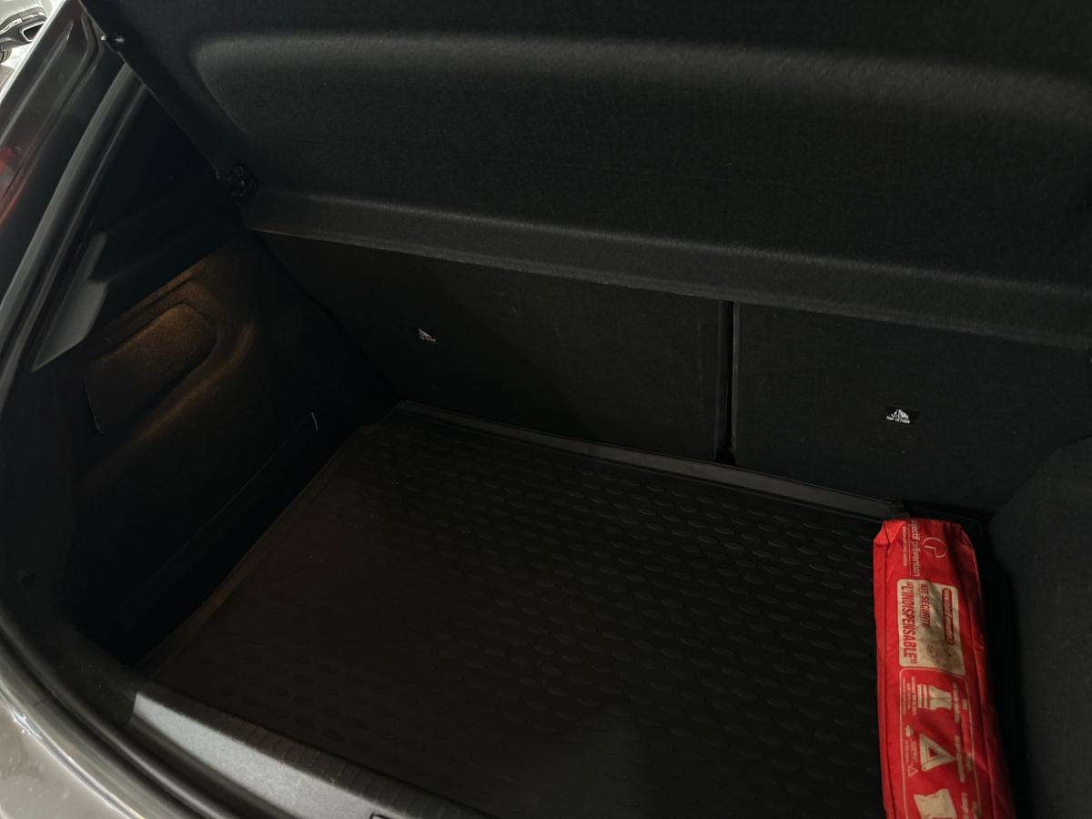 peugeot-208-2022-gasolina-1199cc