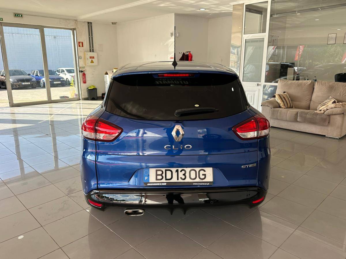 renault-clio-sport-tourer-2018-diesel-1461cc