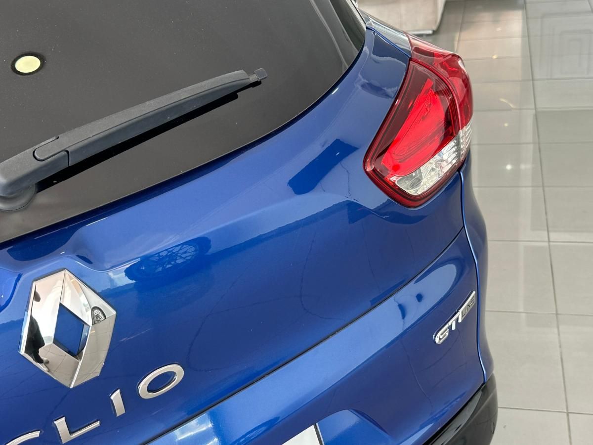 renault-clio-sport-tourer-2018-diesel-1461cc