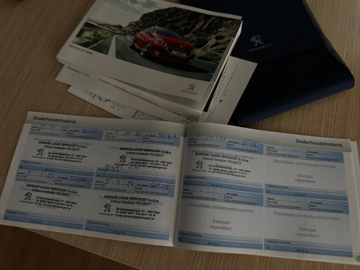 peugeot-208-2015-gasolina-1199cc