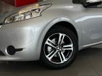 peugeot-208-2015-gasolina-1199cc