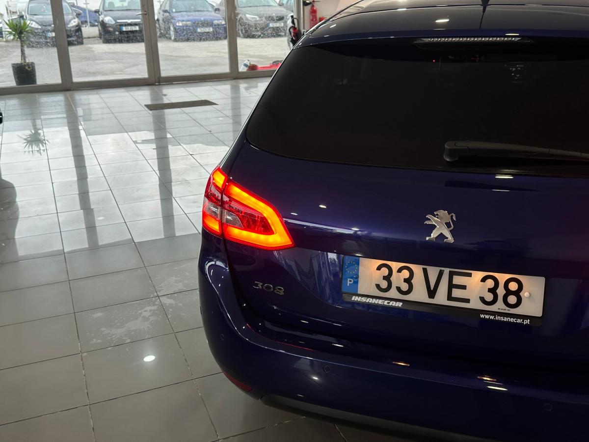 peugeot-308-sw-2018-gasolina-1199cc