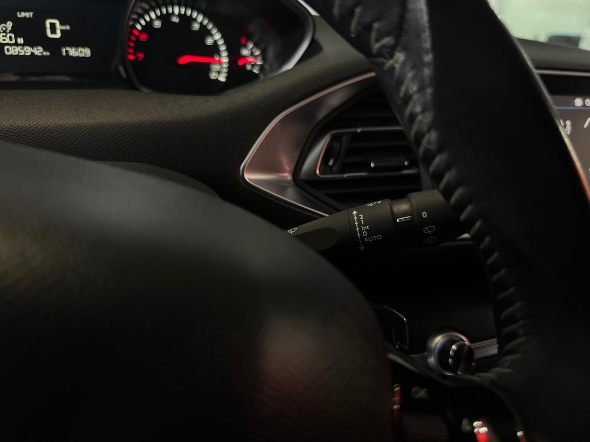 peugeot-308-sw-2018-gasolina-1199cc