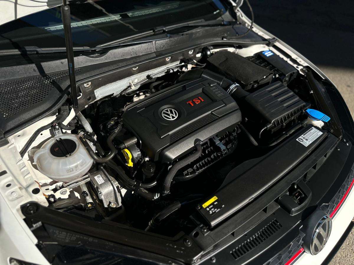 volkswagen-golf-2016-gasolina-1984cc