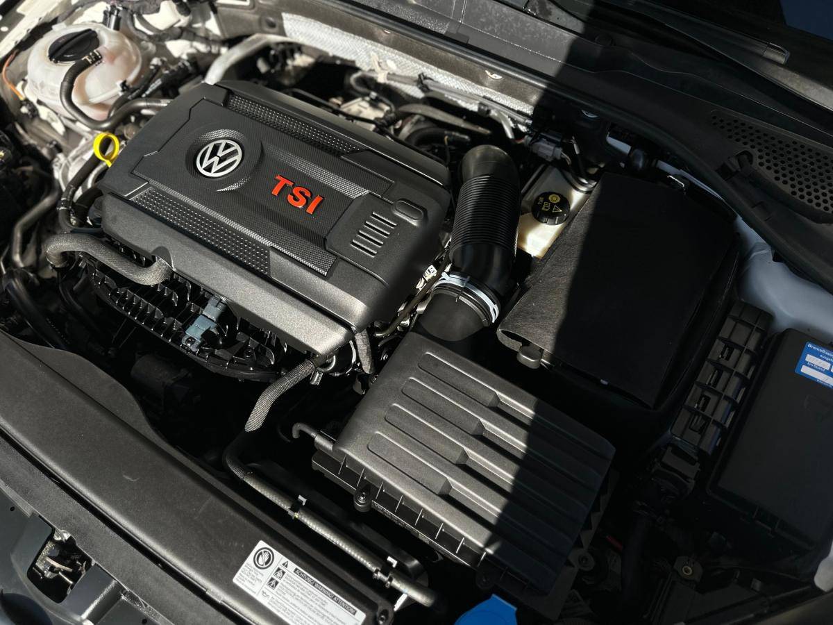 volkswagen-golf-2016-gasolina-1984cc