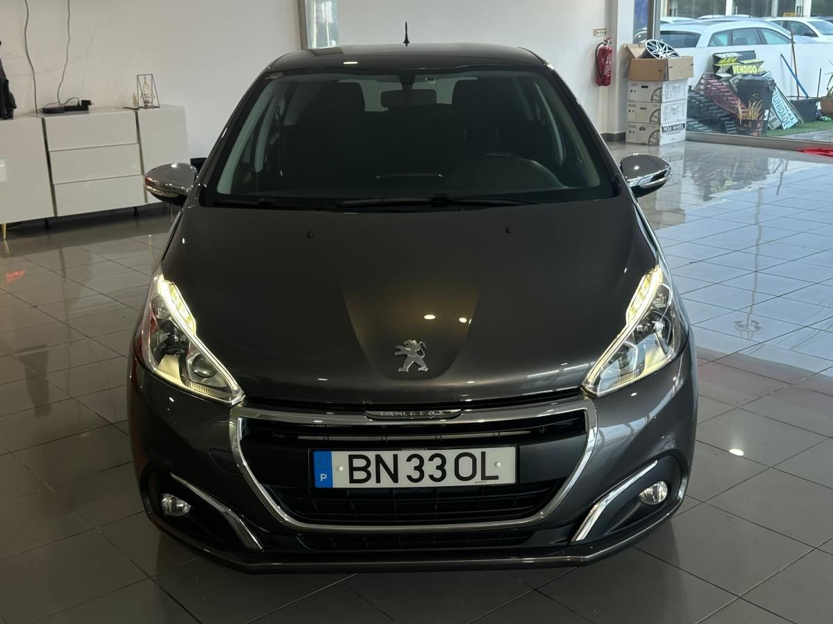 peugeot-208-2017-gasolina-1199cc
