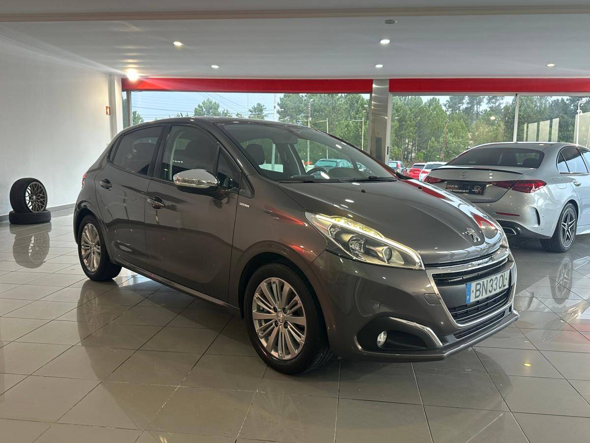 peugeot-208-2017-gasolina-1199cc