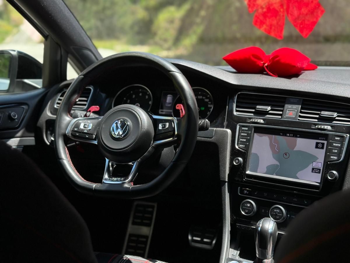 volkswagen-golf-2014-gasolina-1984cc