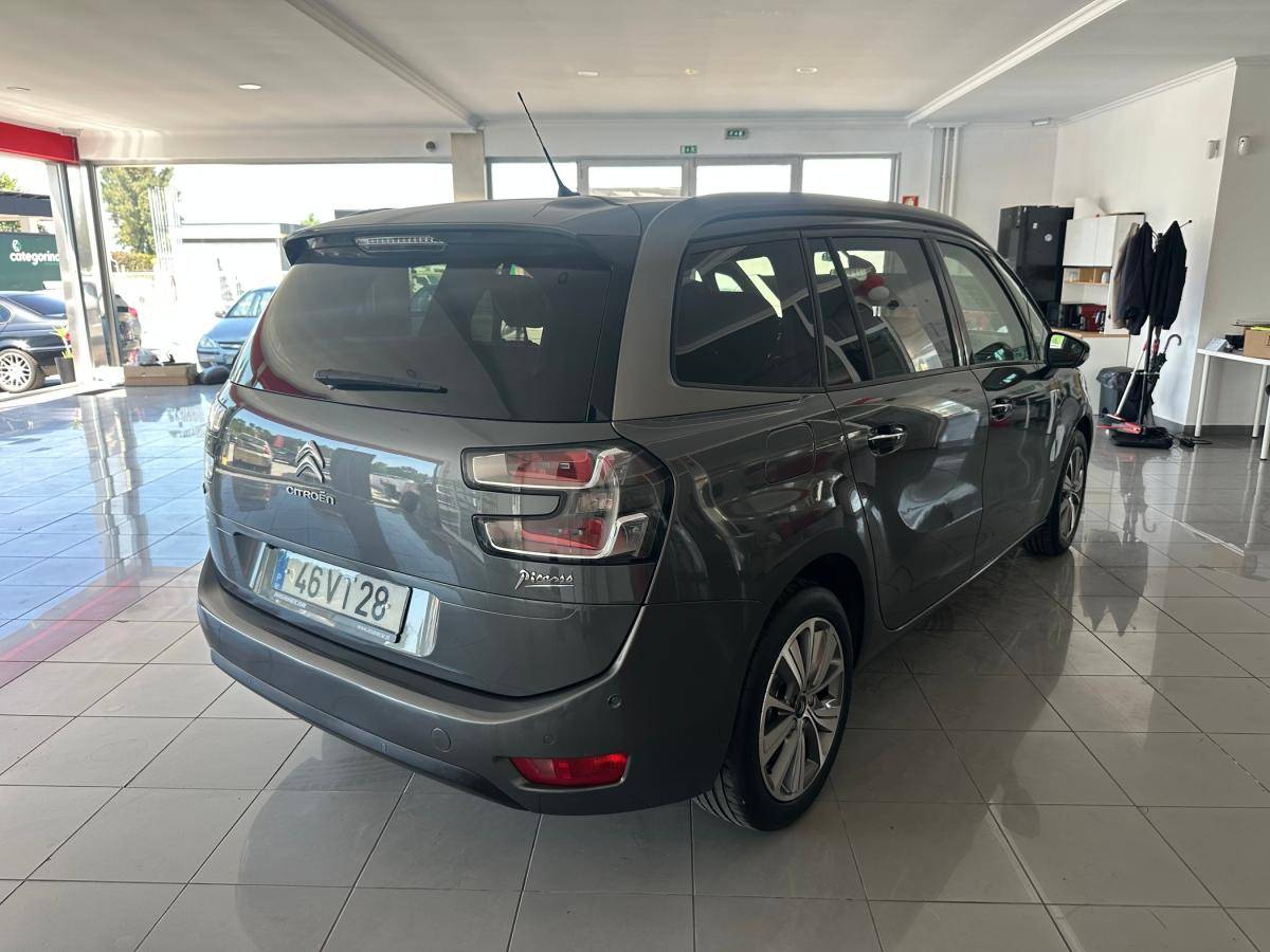 citroen-c4-grand-picasso-2014-diesel-1560cc