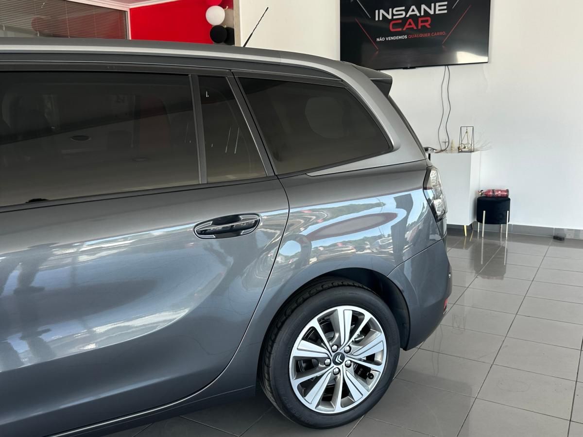 citroen-c4-grand-picasso-2014-diesel-1560cc