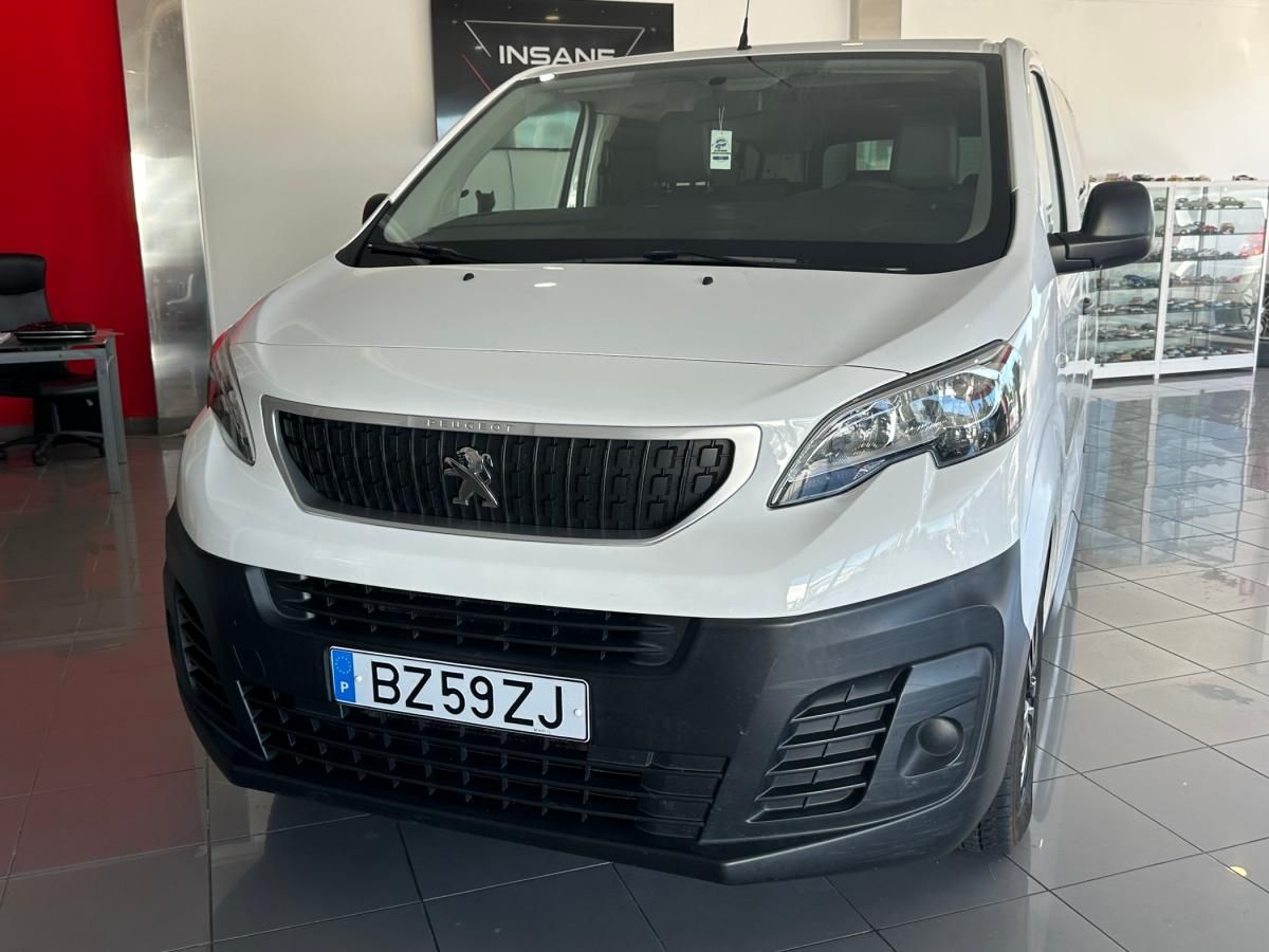 peugeot-expert-2017-diesel-1560cc