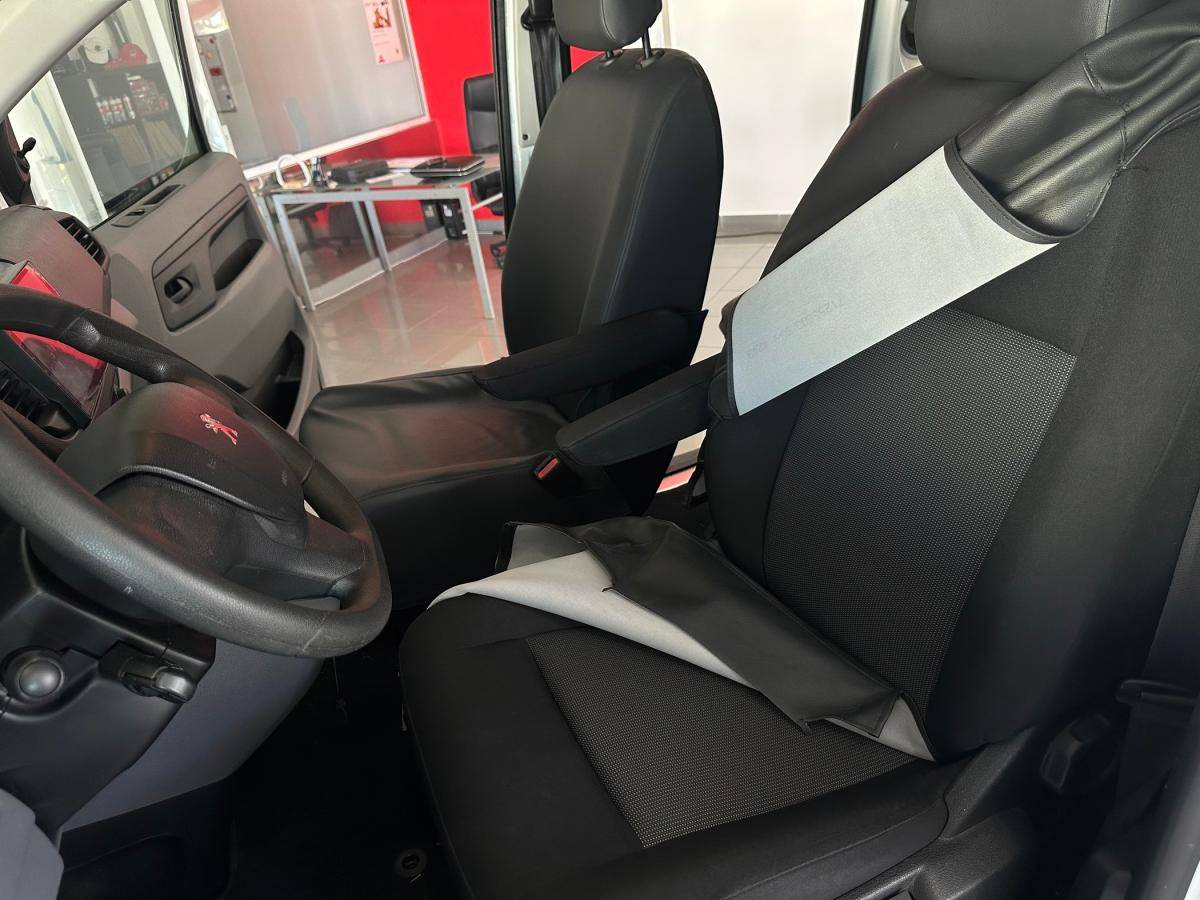 peugeot-expert-2017-diesel-1560cc