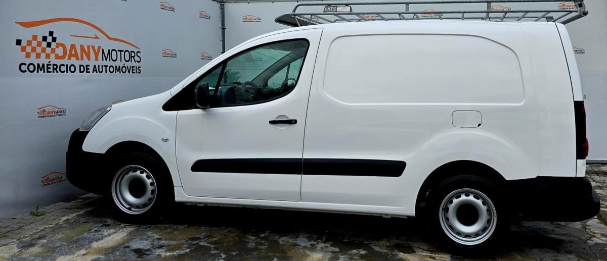 peugeot-partner-2017-diesel-1560cc