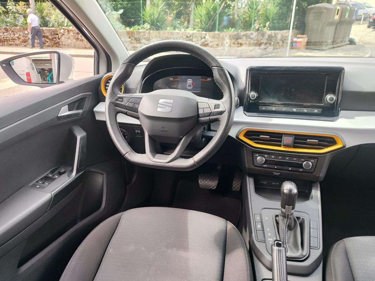 seat-ibiza-2023-gasolina-999cc