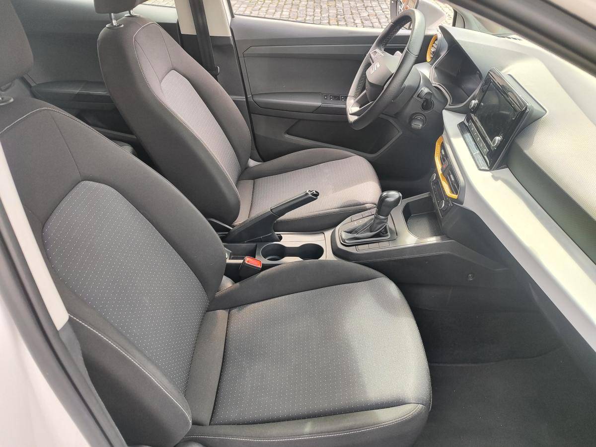 seat-ibiza-2023-gasolina-999cc