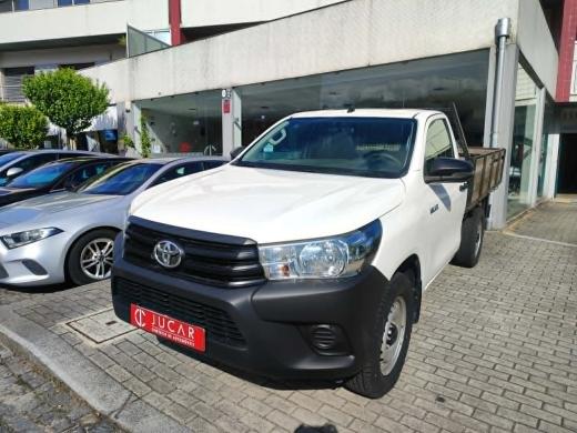 toyota-hilux-2022-diesel-2393cc