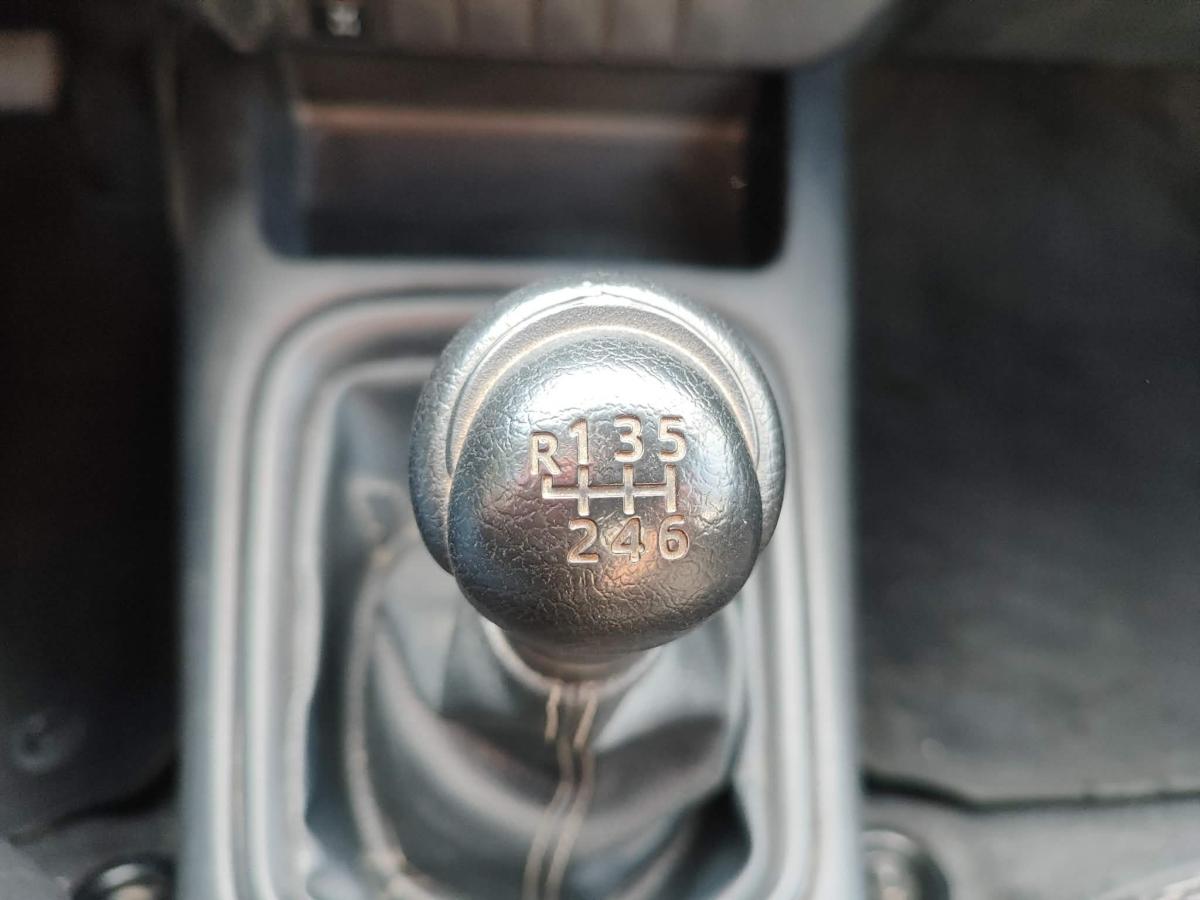 toyota-hilux-2022-diesel-2393cc