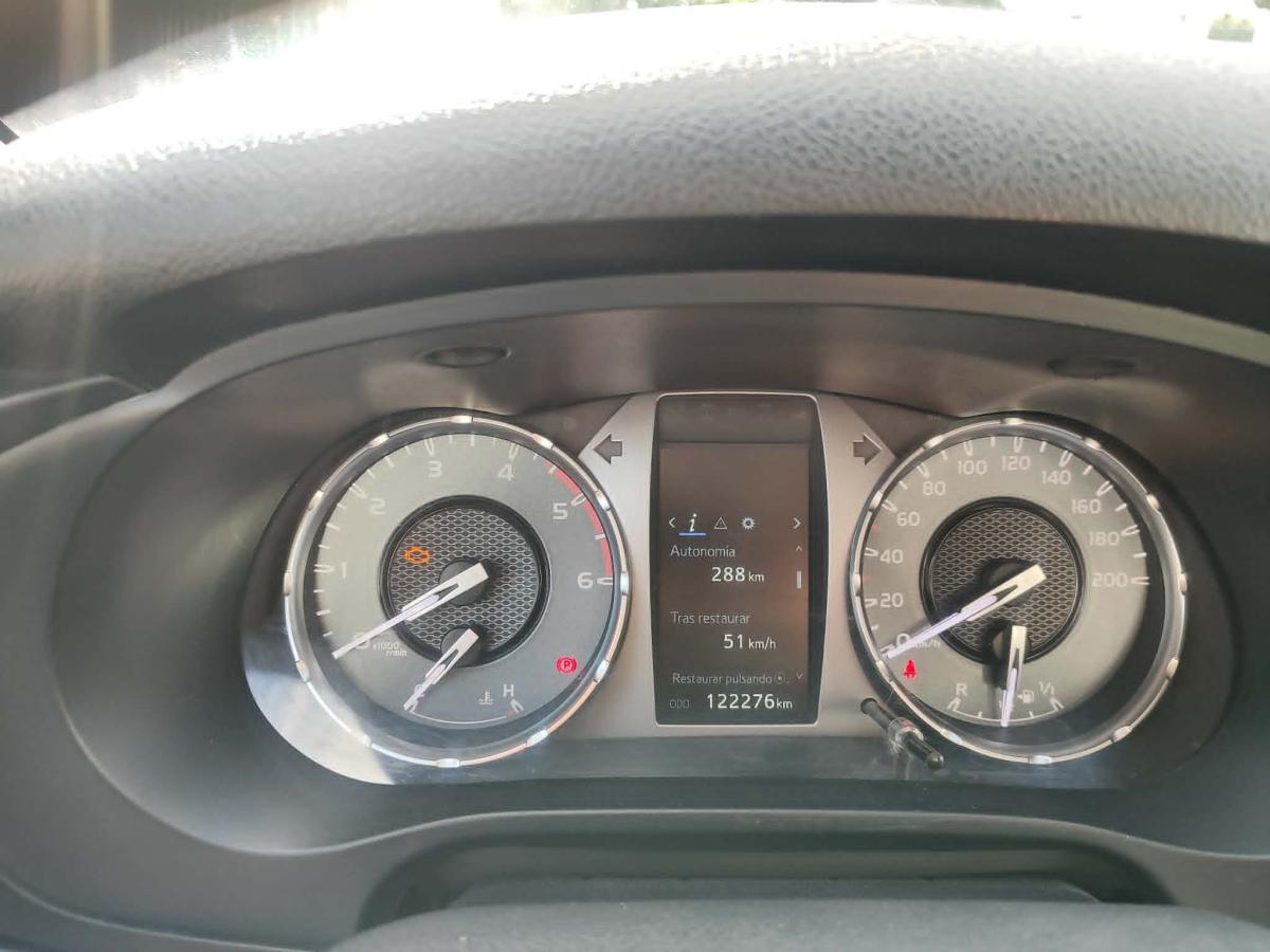 toyota-hilux-2022-diesel-2393cc