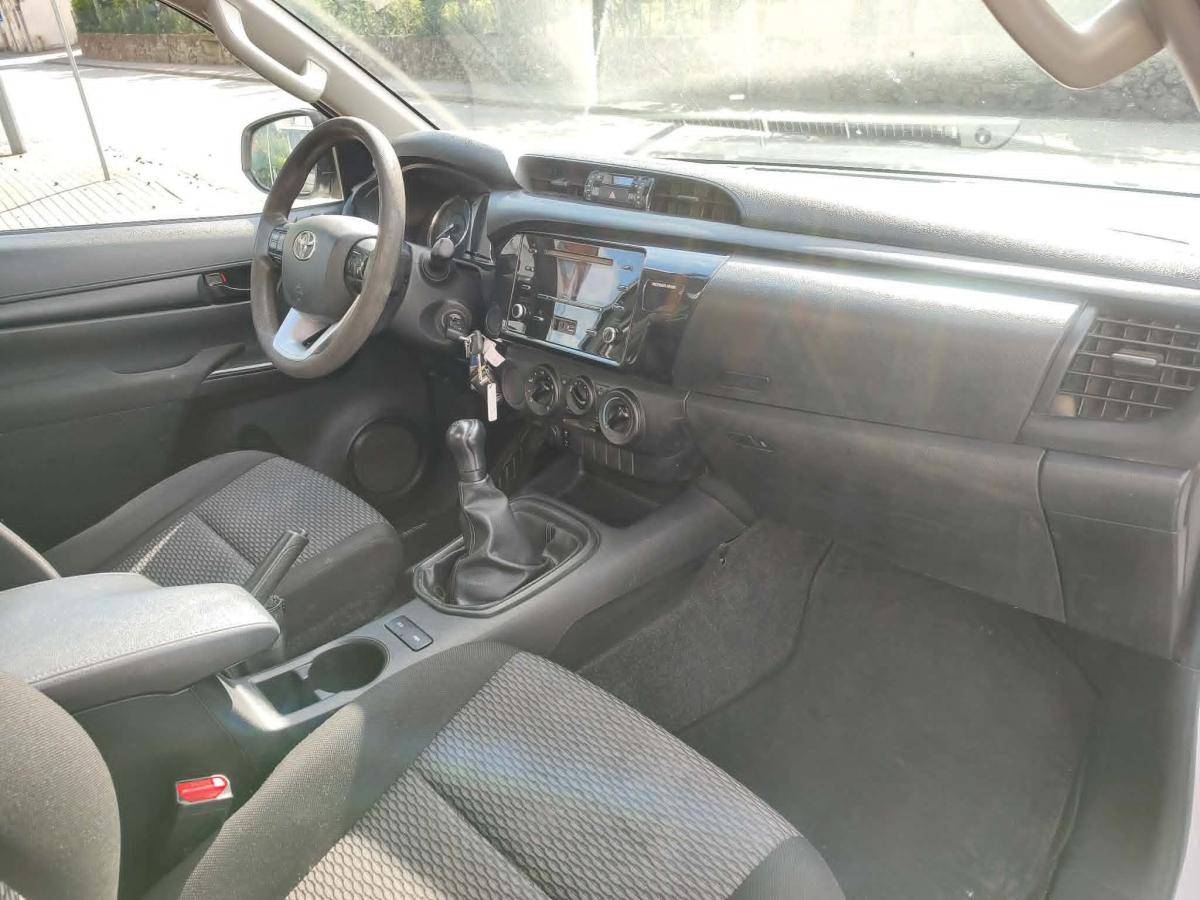 toyota-hilux-2022-diesel-2393cc