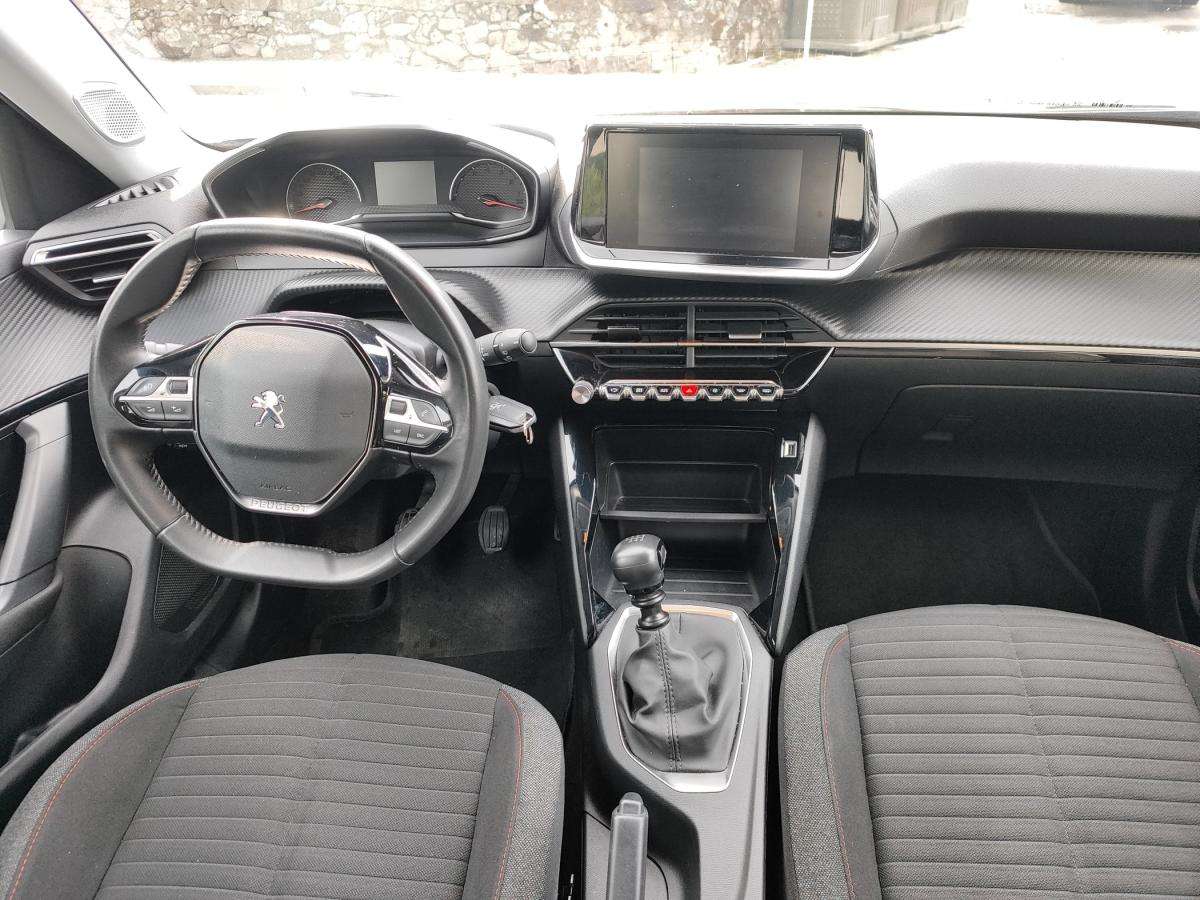 peugeot-2008-2022-diesel-1499cc
