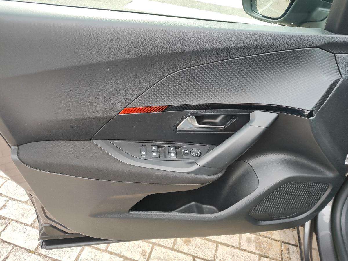 peugeot-2008-2022-diesel-1499cc