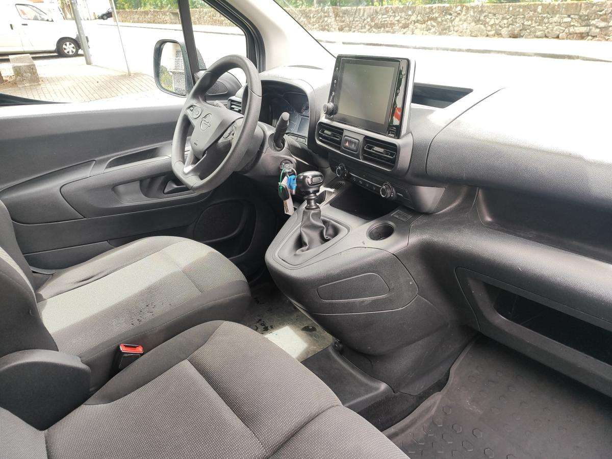 opel-combo-2022-diesel-1499cc
