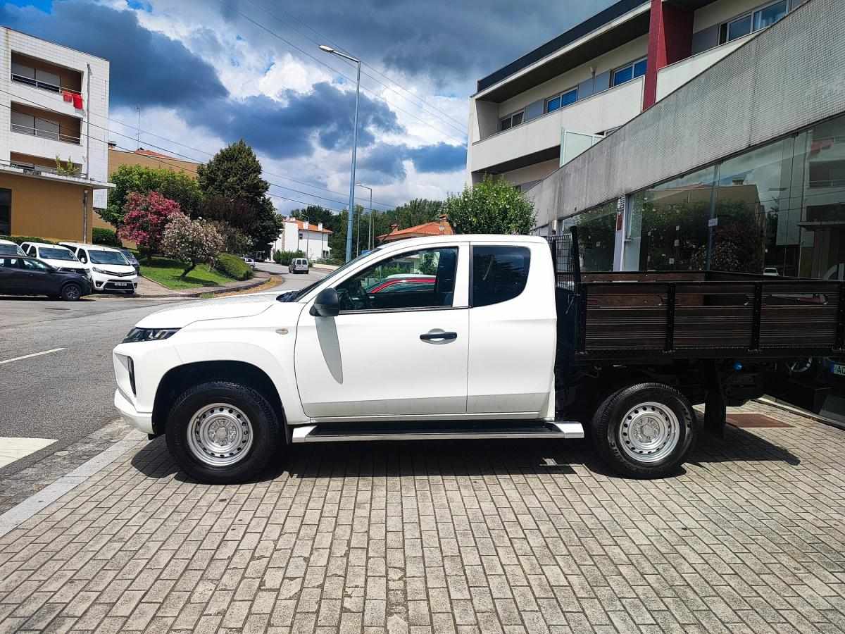 mitsubishi-l200-2022-diesel-2268cc