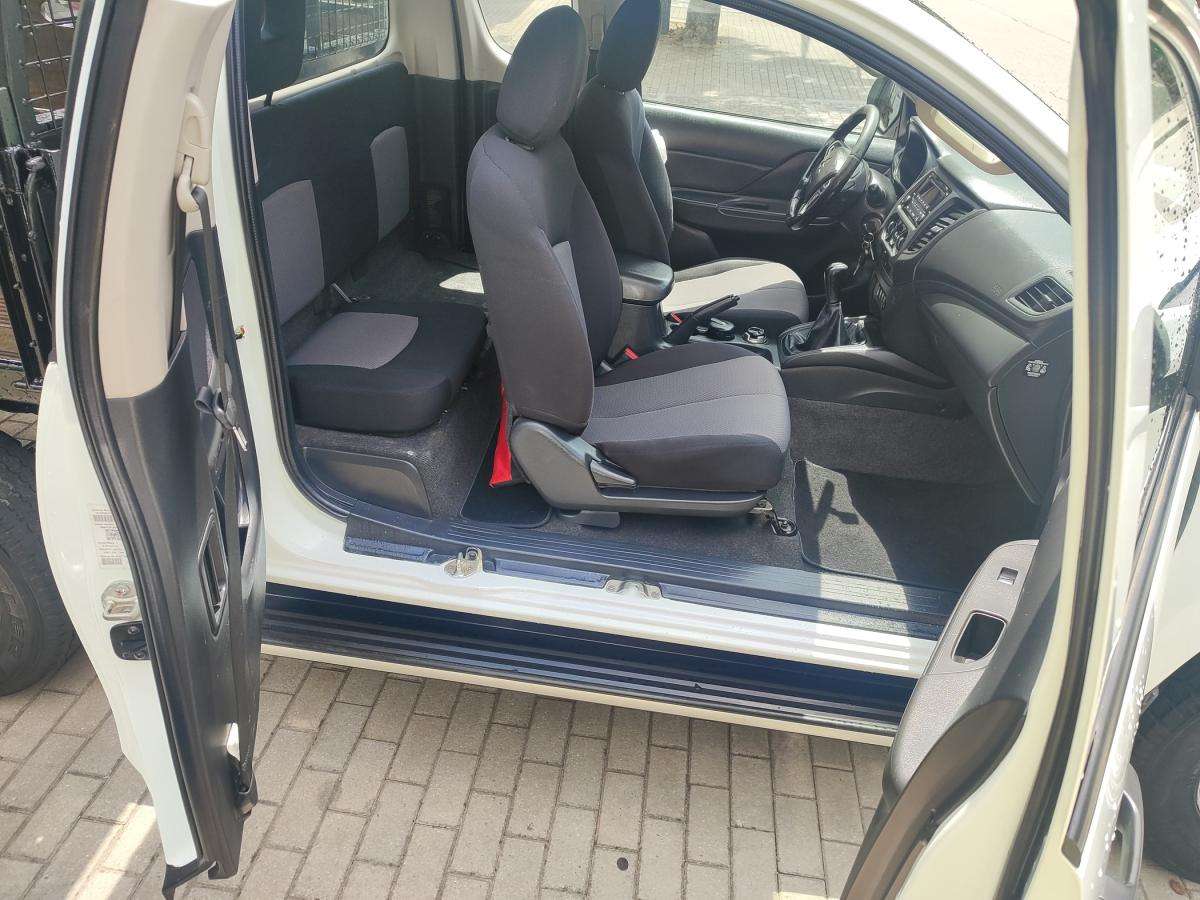 mitsubishi-l200-2022-diesel-2268cc