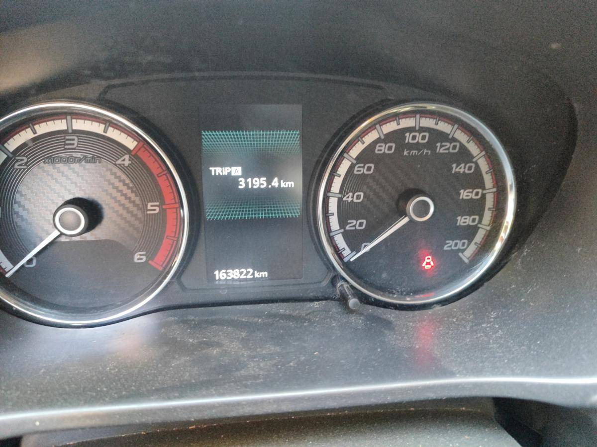 mitsubishi-l200-2022-diesel-2268cc