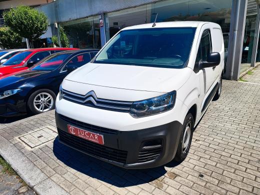 citroen-berlingo-2022-diesel-1499cc
