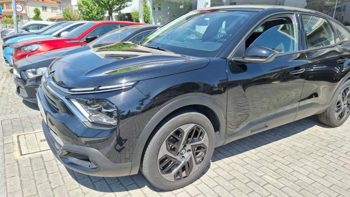 citroen-c4-2023-diesel-1499cc