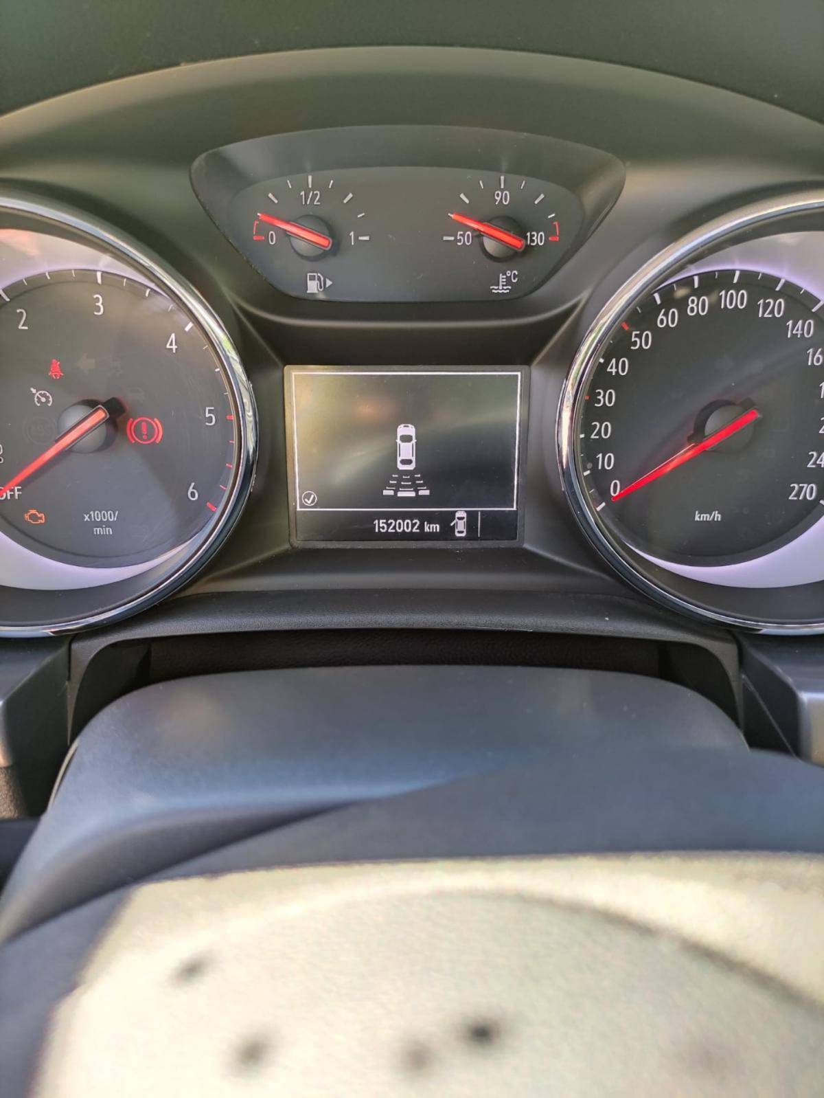opel-astra-2017-diesel-1598cc