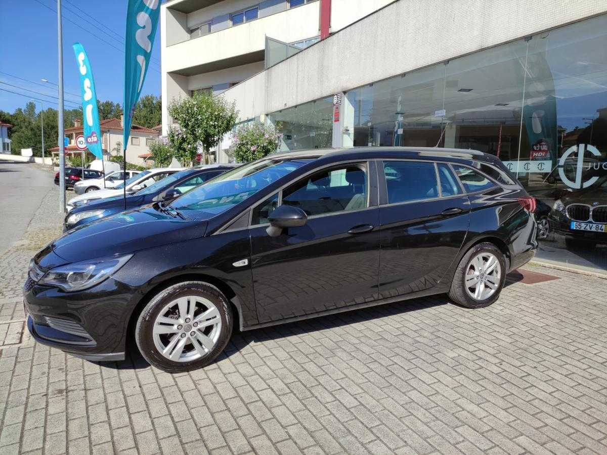 opel-astra-2017-diesel-1598cc