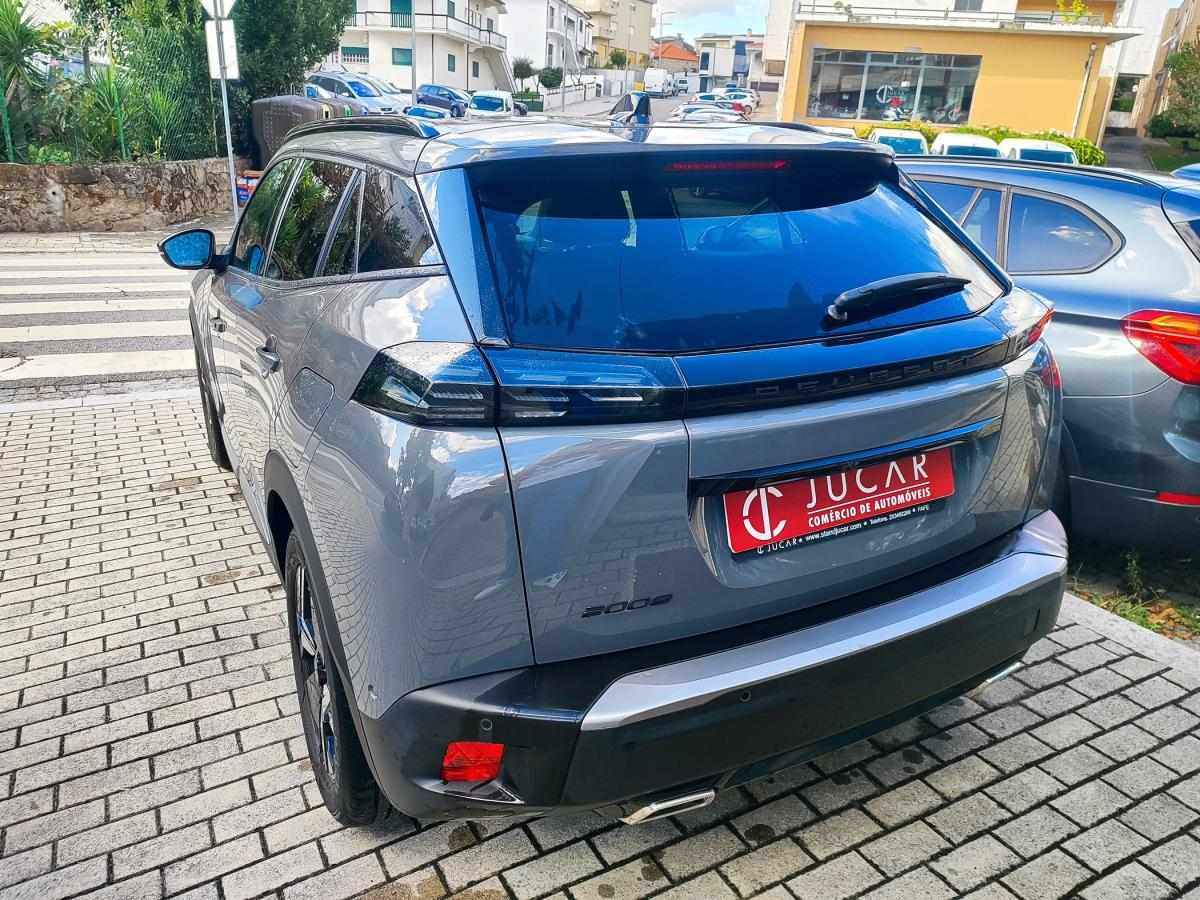 peugeot-2008-2024-gasolina-1199cc
