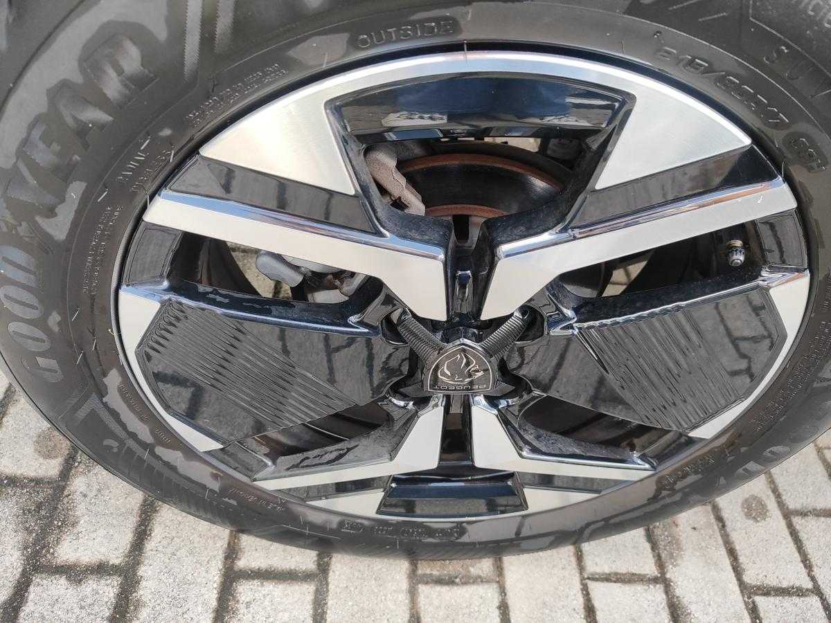 peugeot-2008-2024-gasolina-1199cc