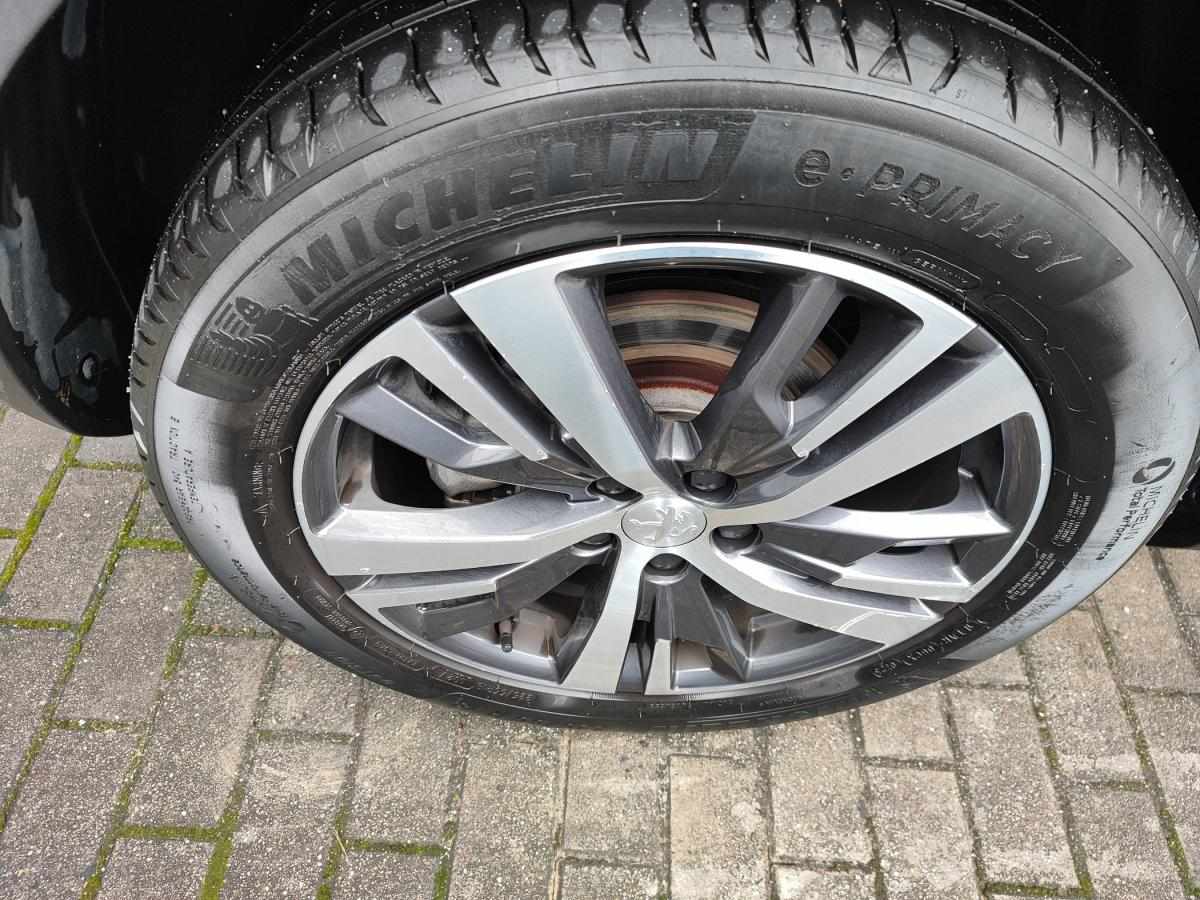 peugeot-3008-2023-diesel-1499cc