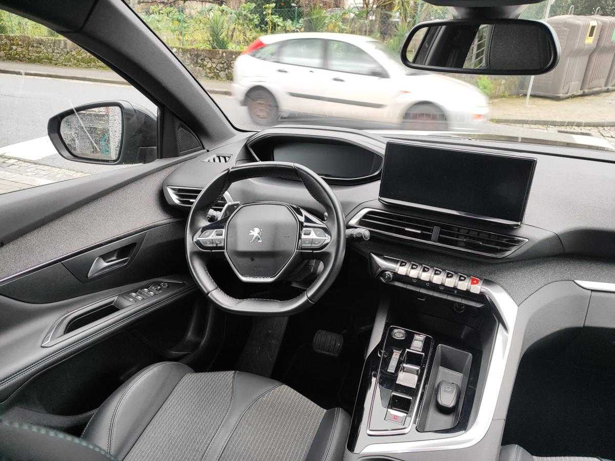 peugeot-3008-2023-diesel-1499cc