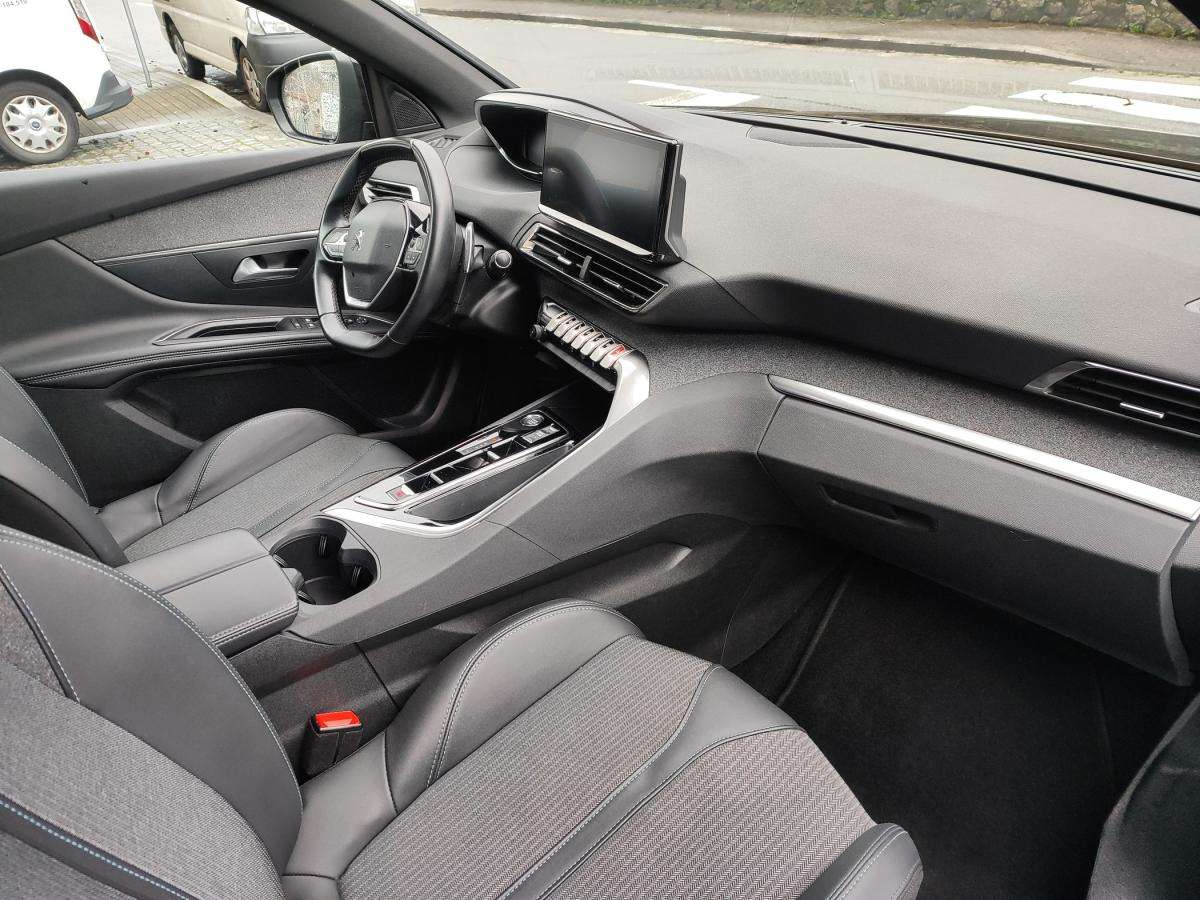 peugeot-3008-2023-diesel-1499cc