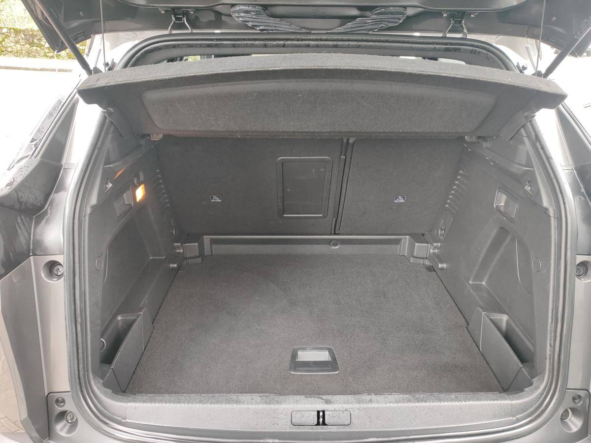 peugeot-3008-2023-diesel-1499cc