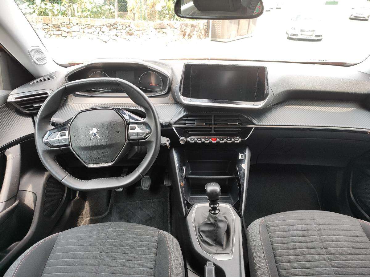 peugeot-2008-2022-diesel-1499cc