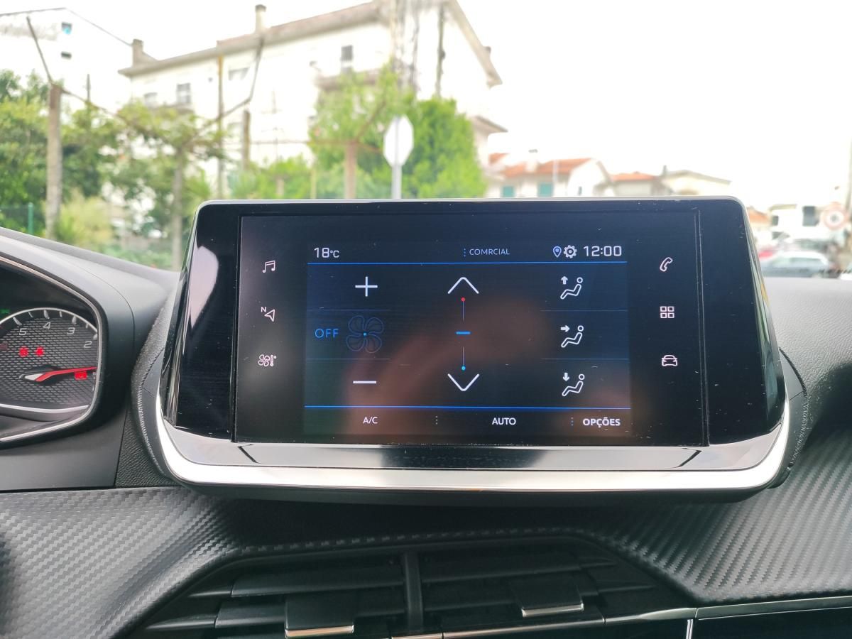 peugeot-2008-2022-diesel-1499cc