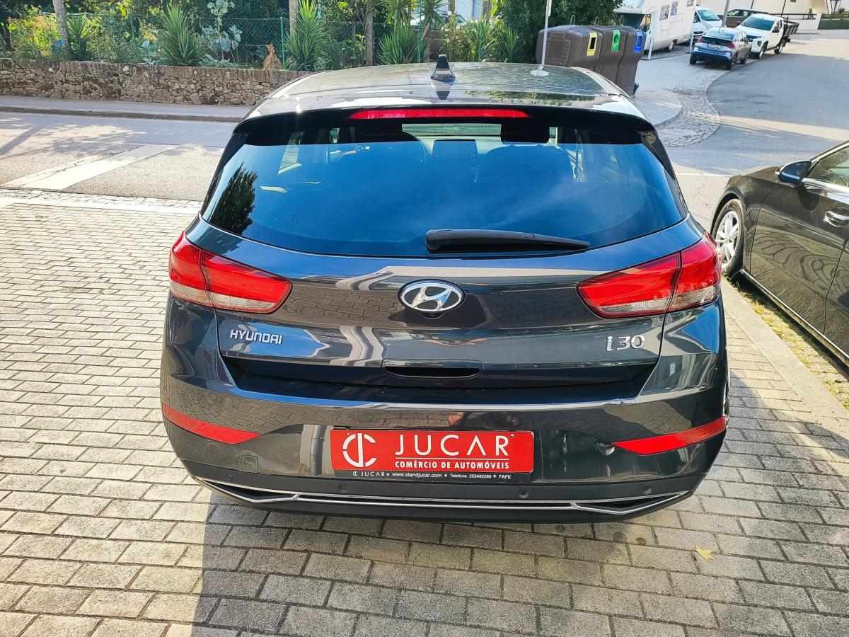 hyundai-i30-2021-diesel-1598cc