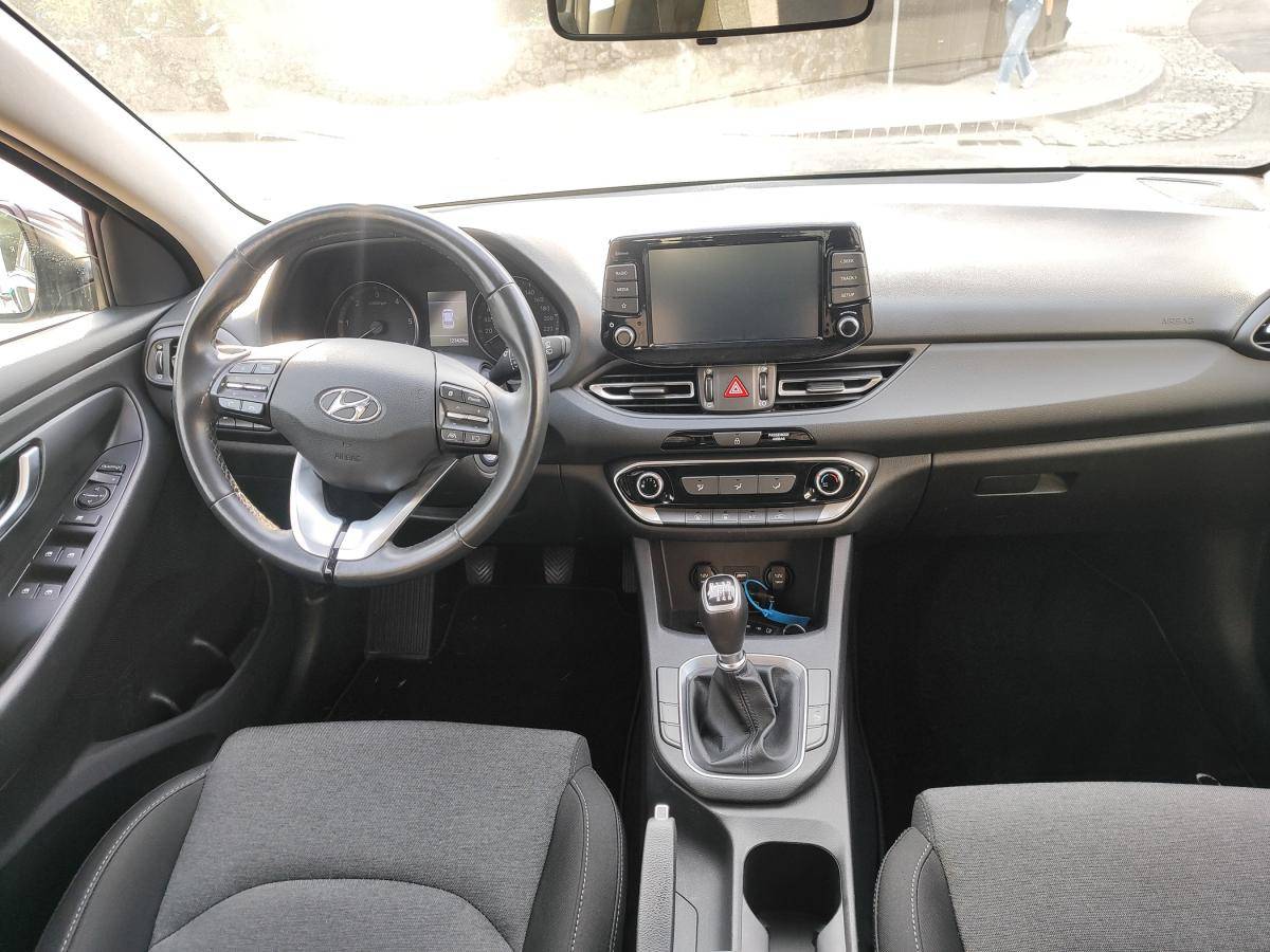 hyundai-i30-2021-diesel-1598cc