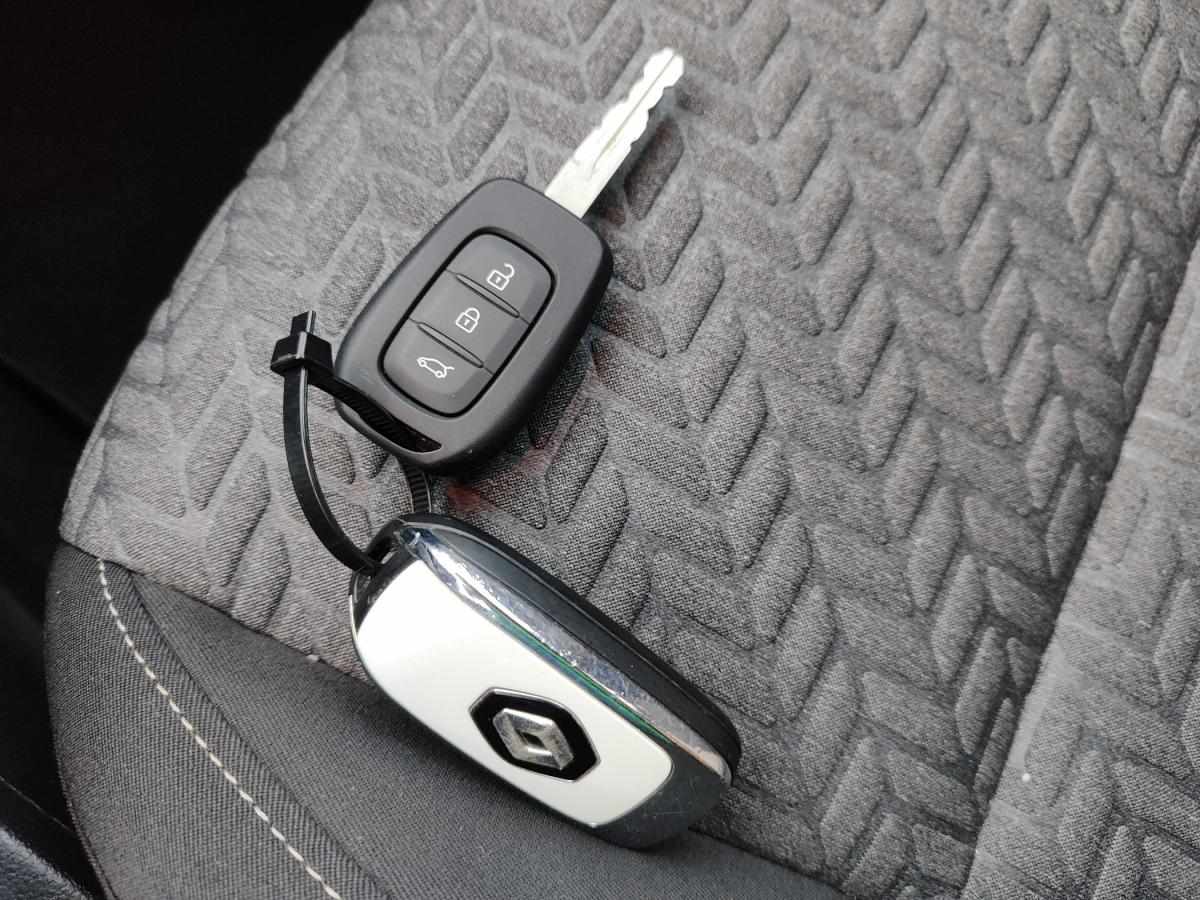 renault-clio-2023-gpl-999cc