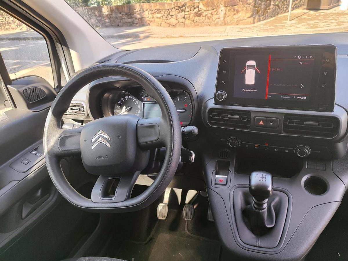 citroen-berlingo-2023-diesel-1499cc