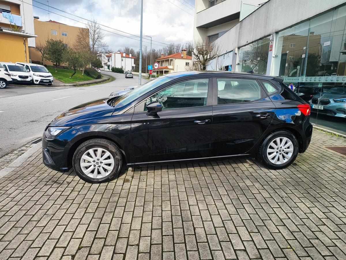 seat-ibiza-2023-gasolina-999cc