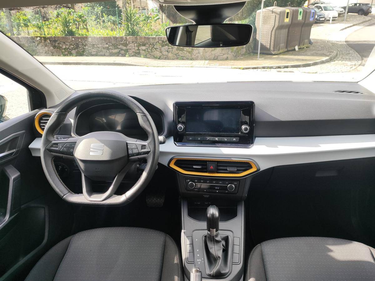 seat-ibiza-2023-gasolina-999cc