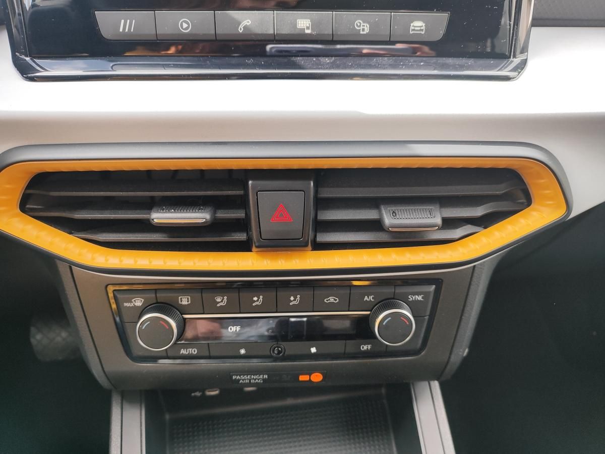 seat-ibiza-2023-gasolina-999cc