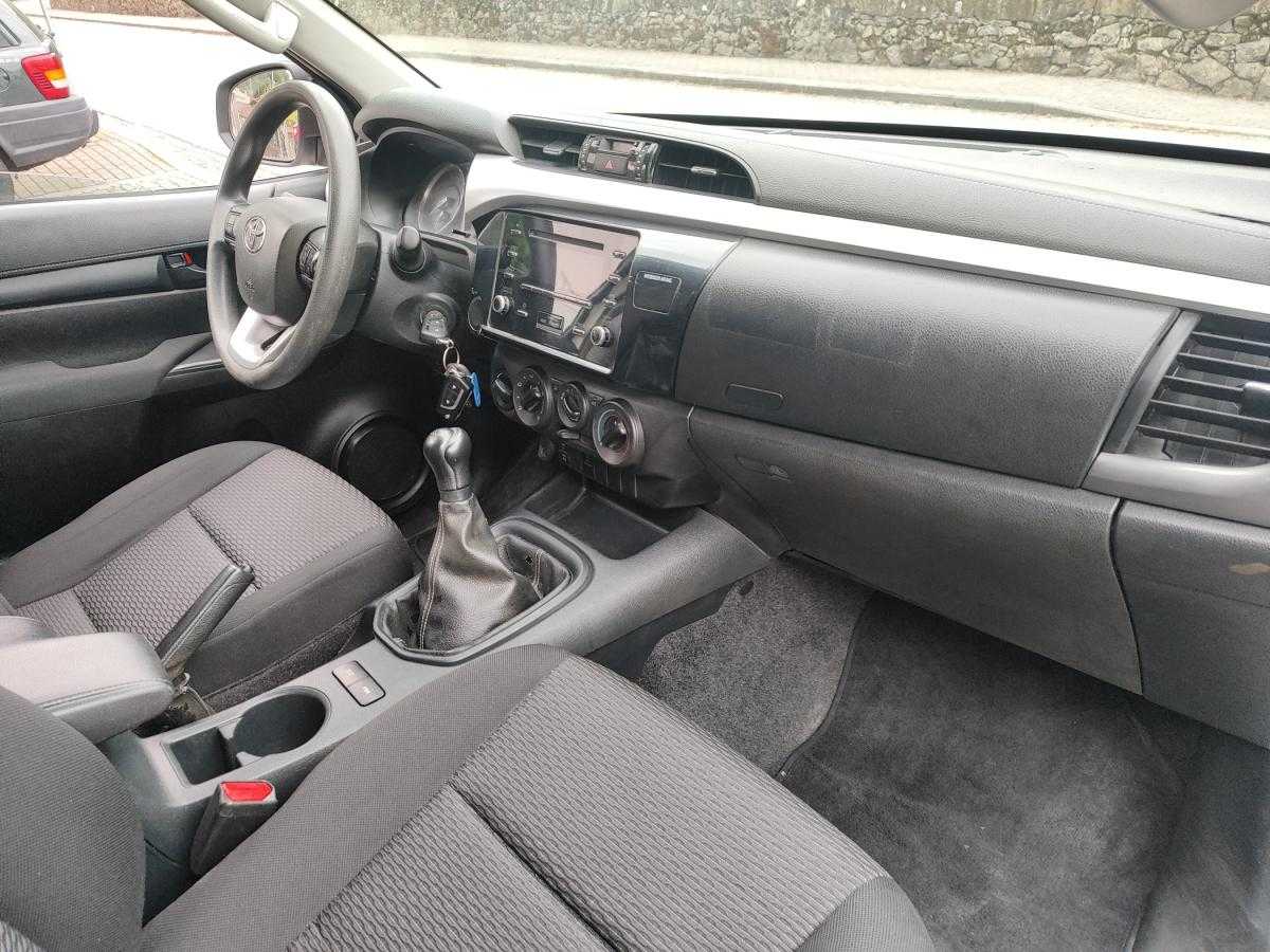toyota-hilux-2023-diesel-2393cc